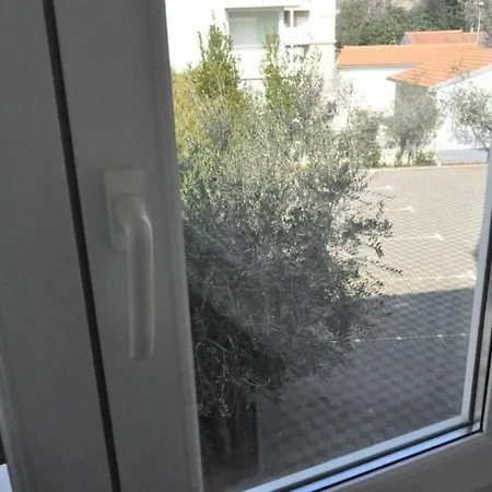 Ferienwohnung Fuer 4 Personen Ca 40 Qm In Medulin, Istrien Suedkueste Von Istrien - B60149 *