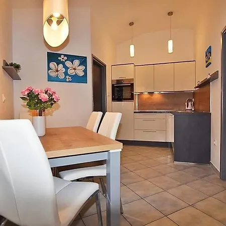 Ferienwohnung Fuer 4 Personen Ca 40 Qm In Medulin, Istrien Suedkueste Von Istrien - B60149 Apartment *